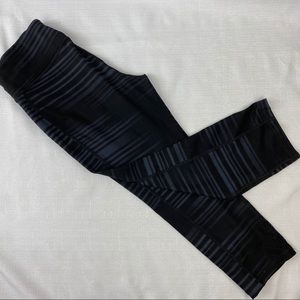 Old Navy Active Cropped Pants